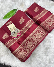 Load image into Gallery viewer, Delightful Festive Wear Chinnon Viscose Satin Patta Zari Weaving Butta n Heavy Pallu Fancy Designer Saree With Blouse Piece