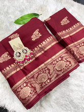 Load image into Gallery viewer, Delightful Festive Wear Chinnon Viscose Satin Patta Zari Weaving Butta n Heavy Pallu Fancy Designer Saree With Blouse Piece