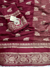 Load image into Gallery viewer, Delightful Festive Wear Chinnon Viscose Satin Patta Zari Weaving Butta n Heavy Pallu Fancy Designer Saree With Blouse Piece