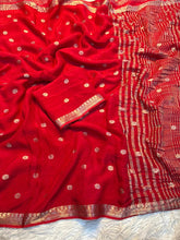 Load image into Gallery viewer, Attractive Wedding Wear Pure Viscose Silk Jacquard Weaving Work Rich Pallu Fancy Designer Saree With Blouse Piece