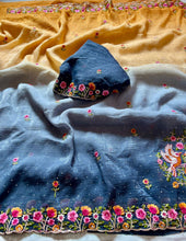 Load image into Gallery viewer, Adorning Festive Wear Double Shaded Crush Silk Embroidery n Cut Work Border Saree With Elegant Blouse Piece