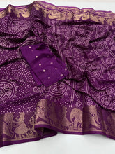 Load image into Gallery viewer, Charming Festive Wear Pure Soft Dola Crush Silk Jacquard Border Rich Pallu Fancy Designer Saree With Blouse Piece