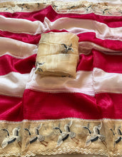 Load image into Gallery viewer, Gratifying Party Wear Crush Silk Embroidery Kalamkari Print Cut Work Border Fancy Saree For Occasion