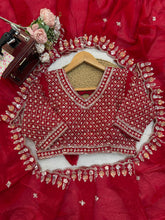 Load image into Gallery viewer, Heritage Party Wear Silk Fabric Beds Thread n Sequence Work Fancy Designer Saree With Unstitched Blouse