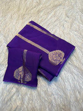 Load image into Gallery viewer, Adorning Wedding Wear Pure Viscose Dola Silk Jacquard Zari Weaving Work Fancy Designer Saree For Ocassion