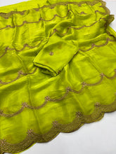 Load image into Gallery viewer, Groovy Function Wear Silk Embriodery Work Designer Saree With Elegant Blouse Piece