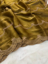 Load image into Gallery viewer, Groovy Function Wear Silk Embriodery Work Designer Saree With Elegant Blouse Piece