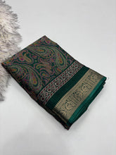 Load image into Gallery viewer, Opulent Party Wear Pure Soft Kashmiri Silk Mangalkari Border Designer Saree With Elegant Blouse