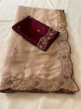 Load image into Gallery viewer, Attractive Wedding Wear Rangoli Silk Embroidery Thread Work Designer Saree With Contrast Blouse Piece