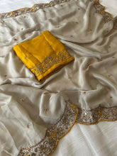 Load image into Gallery viewer, Groovy Party Wear Rangoli Silk Embroidery Thread Work Designer Saree With Contrast Blouse Piece