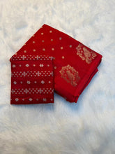 Load image into Gallery viewer, Dazzling Party Wear Pure Viscose Dola Silk Jacquard Border Fancy Designer Saree With Blouse