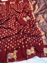 Load image into Gallery viewer, Admirable Festive Wear Viscose Dola With Crape Silk Jacquard Work n Rich Pallu Designer Saree For Ocassion