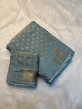 Load image into Gallery viewer, Admirable Festive Wear Viscose Dola With Crape Silk Jacquard Work n Rich Pallu Designer Saree For Ocassion