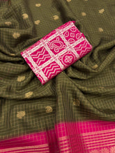 Load image into Gallery viewer, Elegant Party Wear Pure Soft Dola Silk Chex Jacquard Border Designer Saree With Blouse Piece