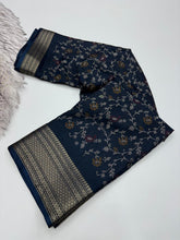 Load image into Gallery viewer, Opulent Festive Wear Pure Soft Dola Silk Jacquard Border Pich Pallu Designer Saree With Elegant Blouse Piece