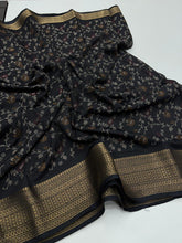 Load image into Gallery viewer, Opulent Festive Wear Pure Soft Dola Silk Jacquard Border Pich Pallu Designer Saree With Elegant Blouse Piece