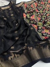 Load image into Gallery viewer, Confounding Festive Wear Pure Soft Georgette Silk Jacquard Border Rich Pallu Designer Saree With Blouse Piece