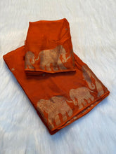 Load image into Gallery viewer, Stunning Party Wear Pure Dola Silk Jacquard Weaving Border Rich Pallu Fancy Designer Saree With Blouse