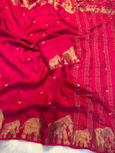 Load image into Gallery viewer, Stunning Party Wear Pure Dola Silk Jacquard Weaving Border Rich Pallu Fancy Designer Saree With Blouse