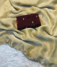 Load image into Gallery viewer, Redolent Festive Wear Silk Handwork Bids n Sequence Work Designer Saree With Blouse Piece