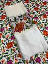 Load image into Gallery viewer, Glamorous Party Wear Georgette Satin Border Digital Print Saree With Blouse Piece