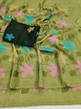 Load image into Gallery viewer, Delightful Festive Wear Viscose Crunchy Silk Embroidery Thread n Siroski Work Fancy Saree With Contrast Blouse Piece