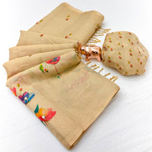 Load image into Gallery viewer, Innovative Function Wear Tissue Silk Digital Print Fancy Saree With Blouse Piece