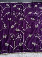 Load image into Gallery viewer, Entrancing Wedding Wear Georgette Gotapatti Work Fancy Saree With Blouse Piece
