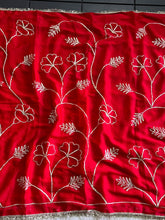 Load image into Gallery viewer, Entrancing Wedding Wear Georgette Gotapatti Work Fancy Saree With Blouse Piece