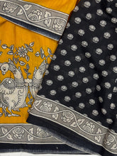 Load image into Gallery viewer, Delightful Function Wear Linen Kalamkari Print n Aari Mirror Work Rich Pallu Fancy Saree With Contrast Blouse Piece