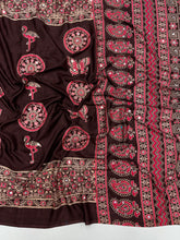Load image into Gallery viewer, Excellent Festive Wear Pure Silk Ajrak Printed Rich Pallu n Original Mirror Work Designer Saree With Blouse Piece