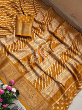 Load image into Gallery viewer, Quintessential Function Wear Silk Jacquard Weaving Border n Rich Pallu Fancy Saree With Blouse Piece