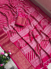 Load image into Gallery viewer, Quintessential Function Wear Silk Jacquard Weaving Border n Rich Pallu Fancy Saree With Blouse Piece