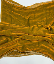 Load image into Gallery viewer, New Partywear Frandy Crush Silk Katdana Moti Lace Border Work Fancy Designer Saree With Blouse