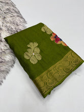 Load image into Gallery viewer, Magnetic Function Wear Pure Silk Rich Pallu n Mirror Work Designer Saree With Blouse Piece