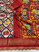 Load image into Gallery viewer, Graceful Party Wear Pure Soft Silk Jacquard Work Lace Border Fancy Designer Saree With Blouse Piece