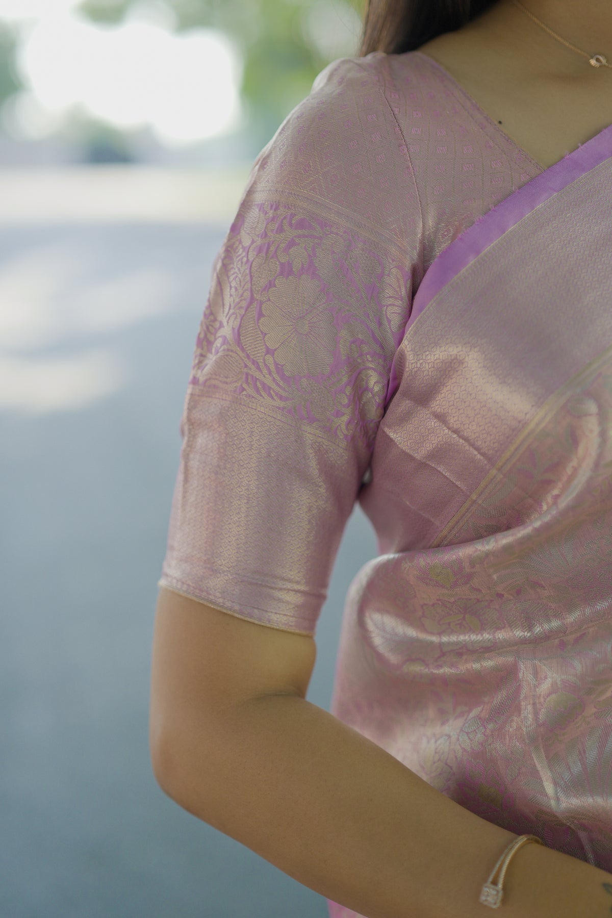 Lustrous Wedding Wear Jacquard Zari Weaving Work Kanchipuram Silk Saree With Flaunt Blouse Piece
