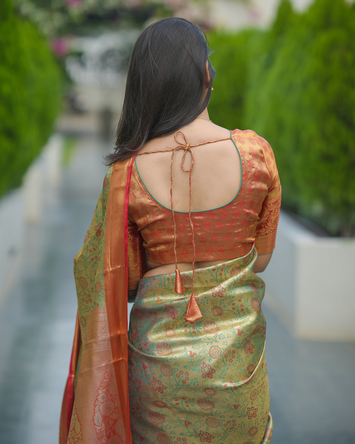 Admirable Function Wear Jacquard Zari Weaving Work Kanjivaram Silk Saree With Ephemeral Blouse Piece