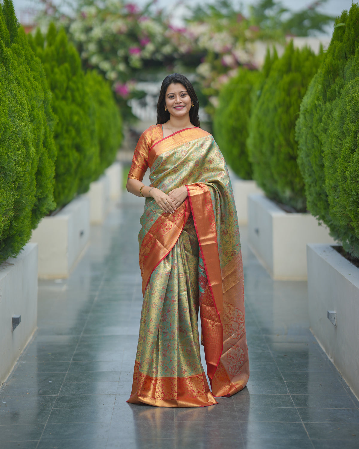 Admirable Function Wear Jacquard Zari Weaving Work Kanjivaram Silk Saree With Ephemeral Blouse Piece