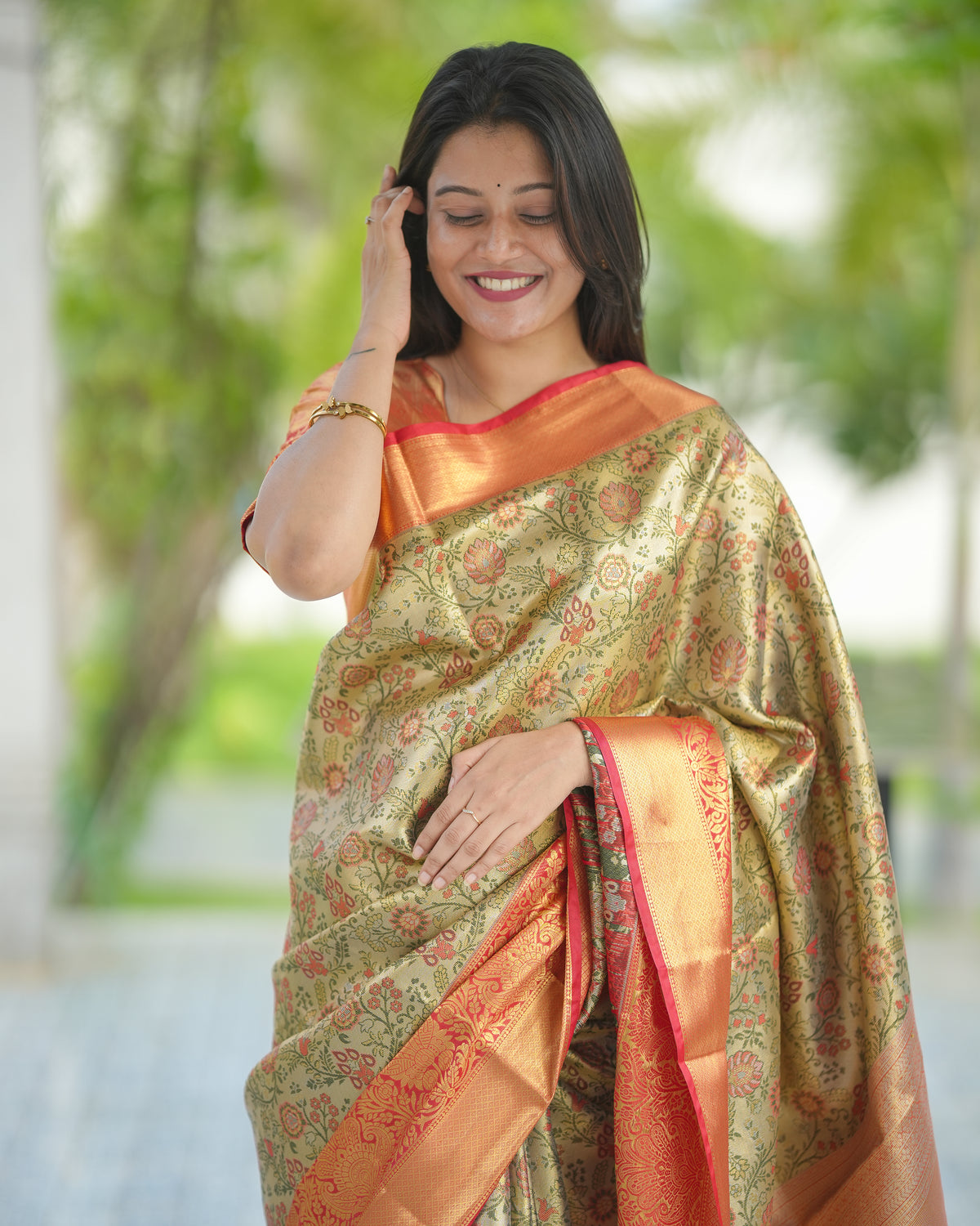 Admirable Function Wear Jacquard Zari Weaving Work Kanjivaram Silk Saree With Ephemeral Blouse Piece