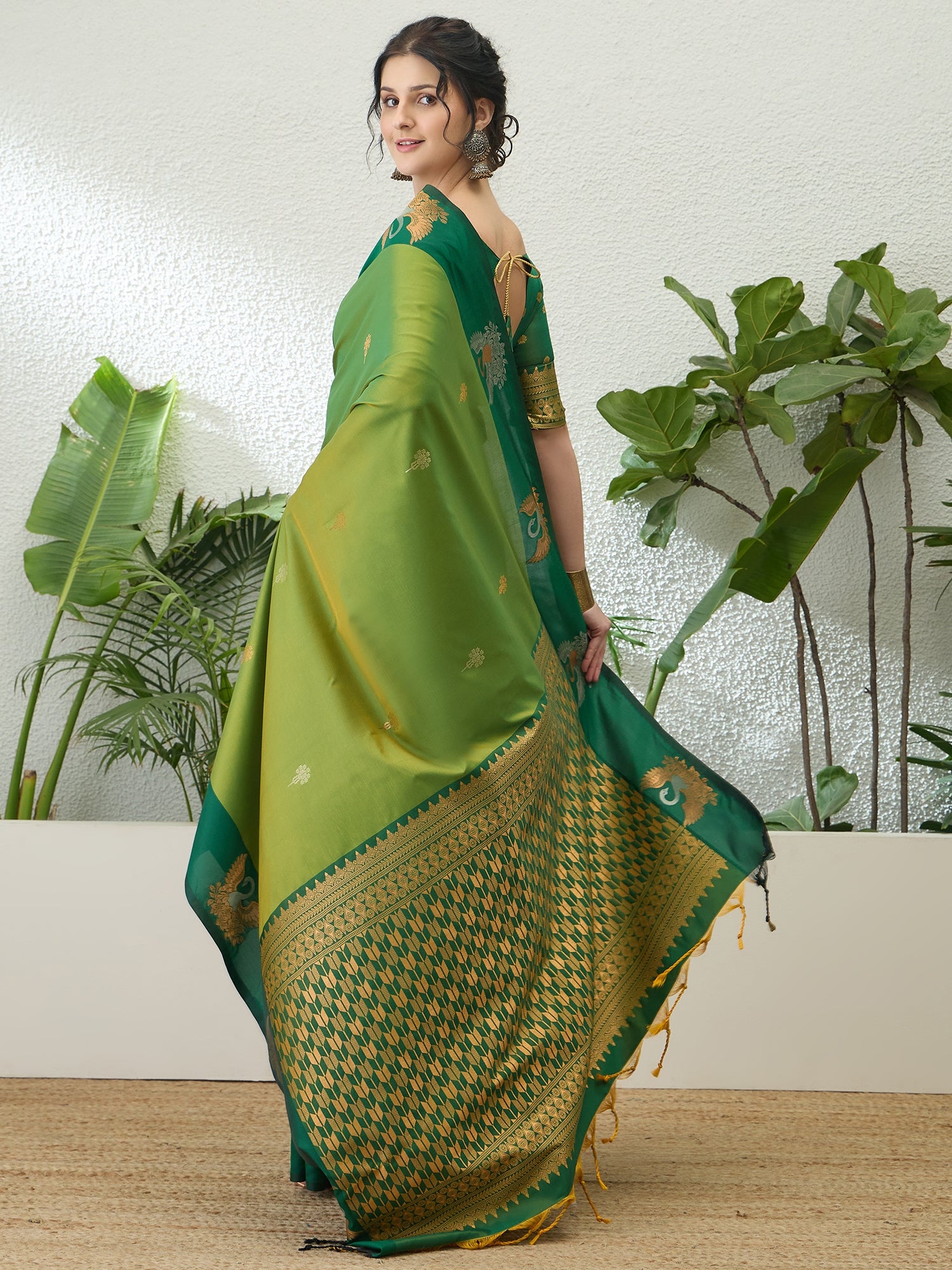 Mellifluous Party Wear Cotton Silk Jacquard Border Rich Pallu Fancy Saree With Unstitched Blouse