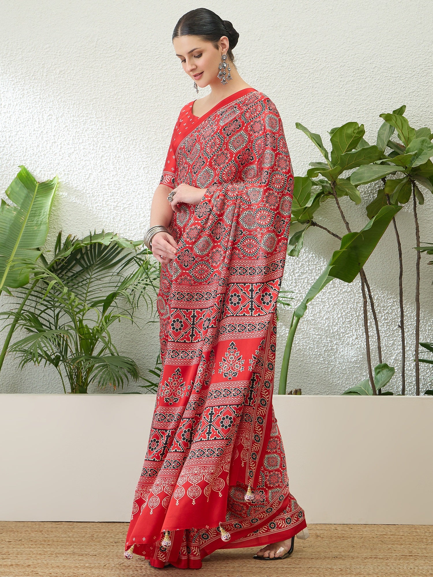 Fantabulous Festive Wear Satin Silk Ajrak Printed Rich Pallu Fancy Saree With Unstitched Blouse Piece