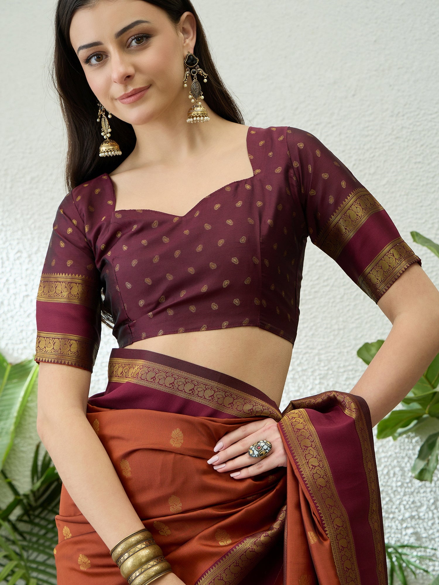 Effervescent Function Wear Silk Jacquard Weaving Work Fancy Saree With Blouse Piece