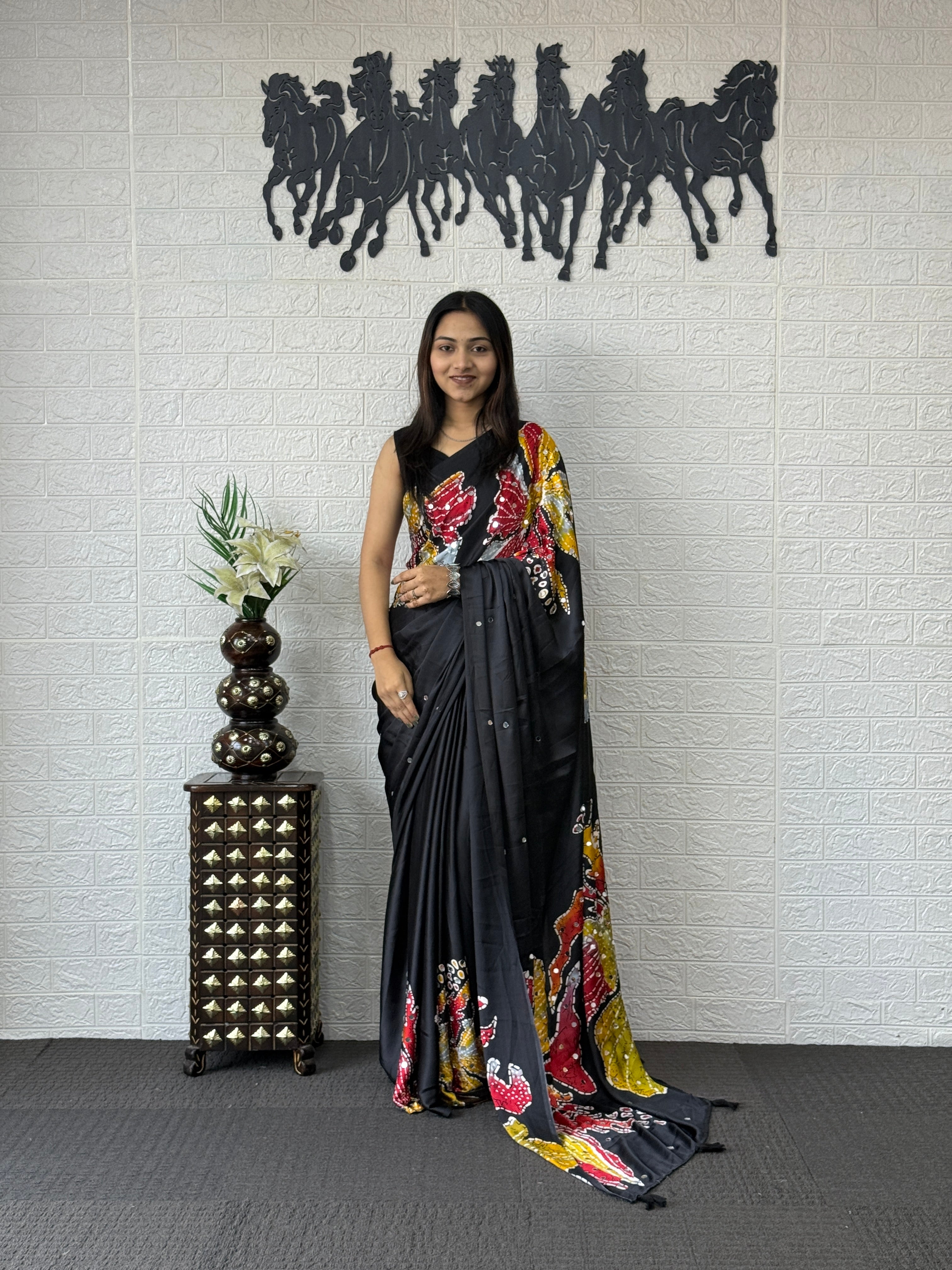 Magnetic Party Wear Pure Silk Mirror Work Designer Saree With Blouse Piece