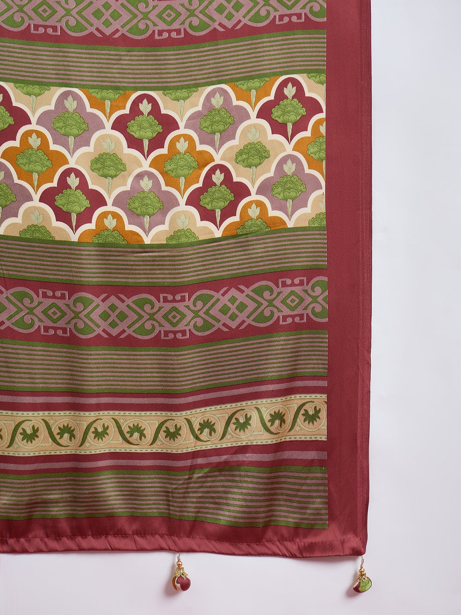 Blossom Party Wear Silk Flower Print Design Fancy Saree With Elegant Blouse Piece