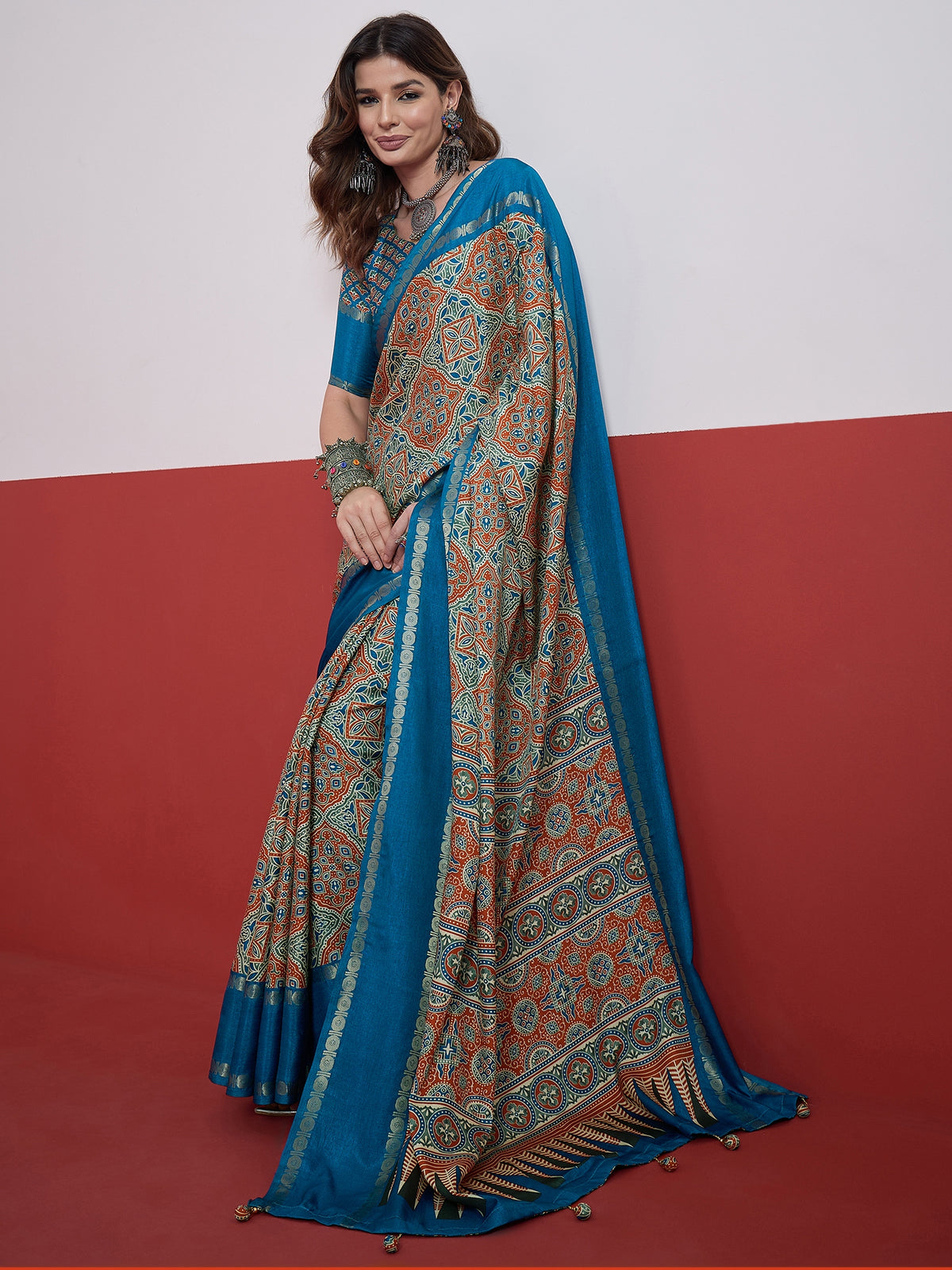 Elegant Wedding Wear Silk Print Design Tussle Work Fancy Saree With Unstitched Blouse