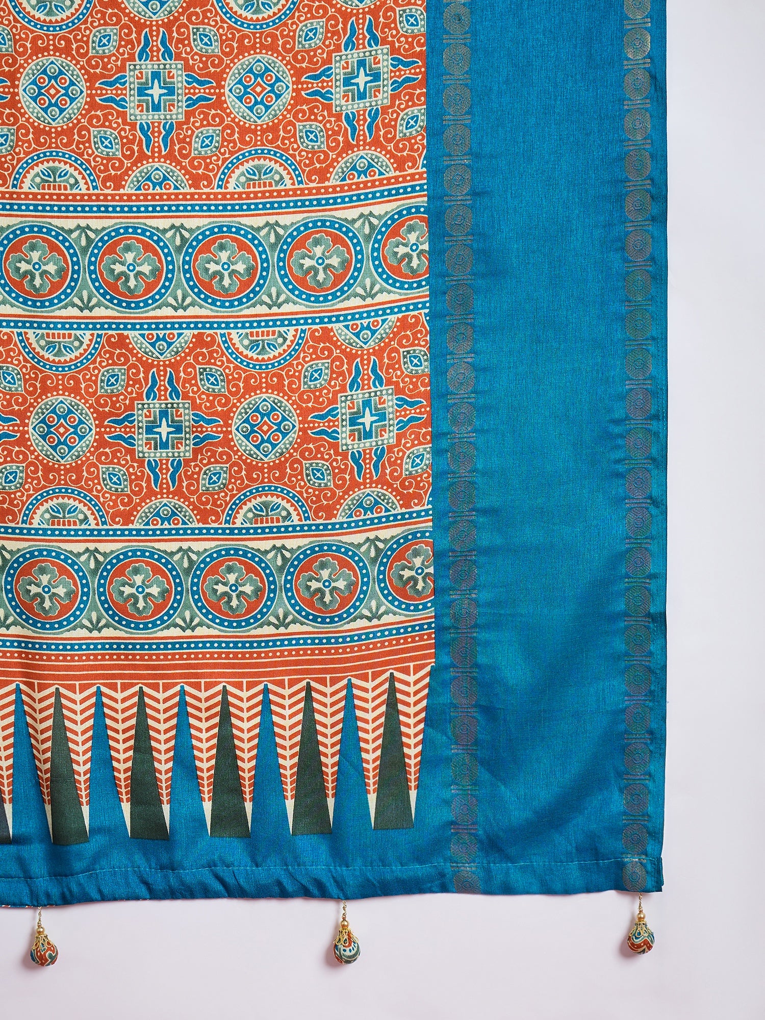 Elegant Wedding Wear Silk Print Design Tussle Work Fancy Saree With Unstitched Blouse