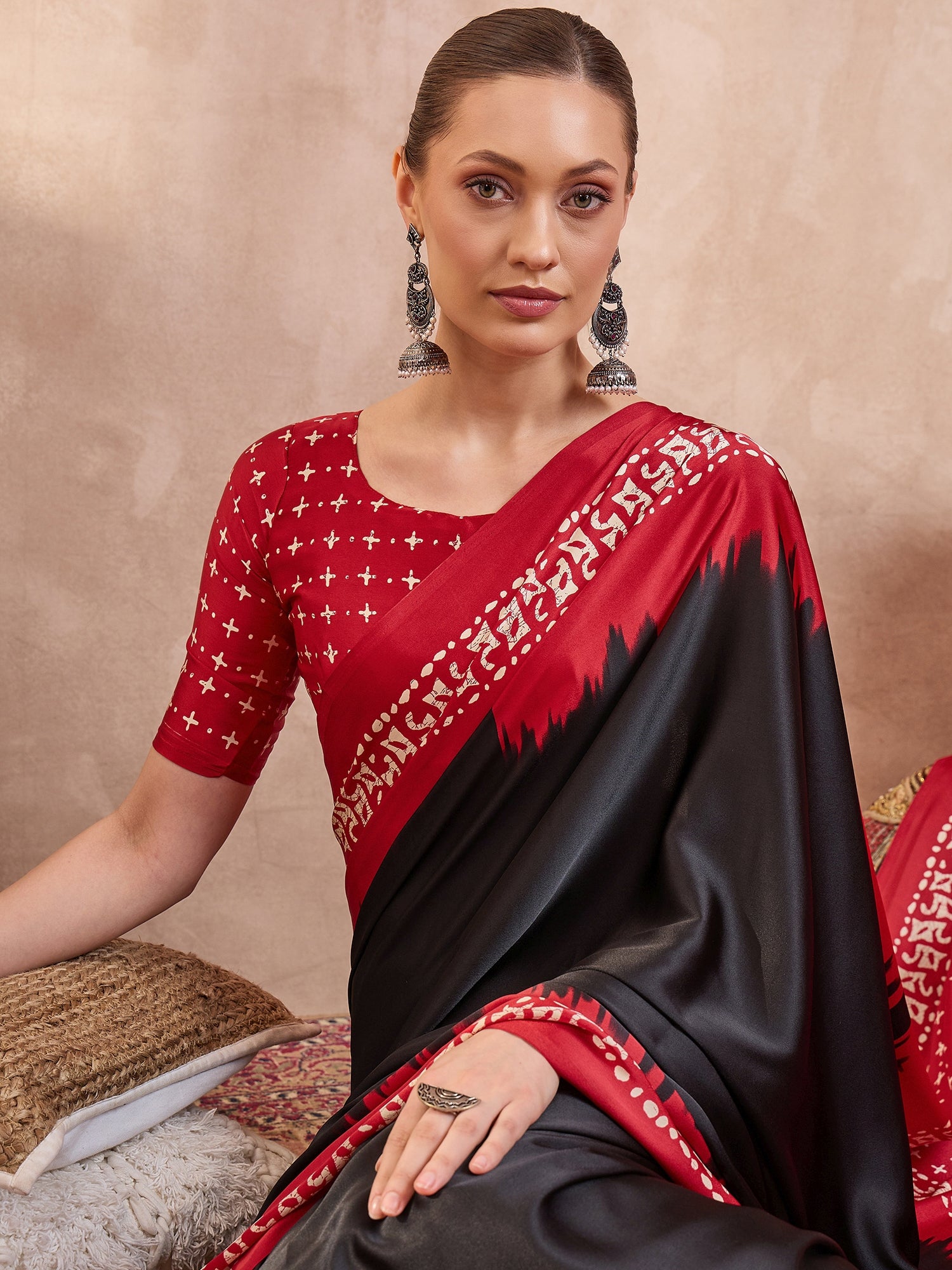 Divine Function Wear Silk Print Design Rich Pallu Fancy Saree With Unstitched Blouse