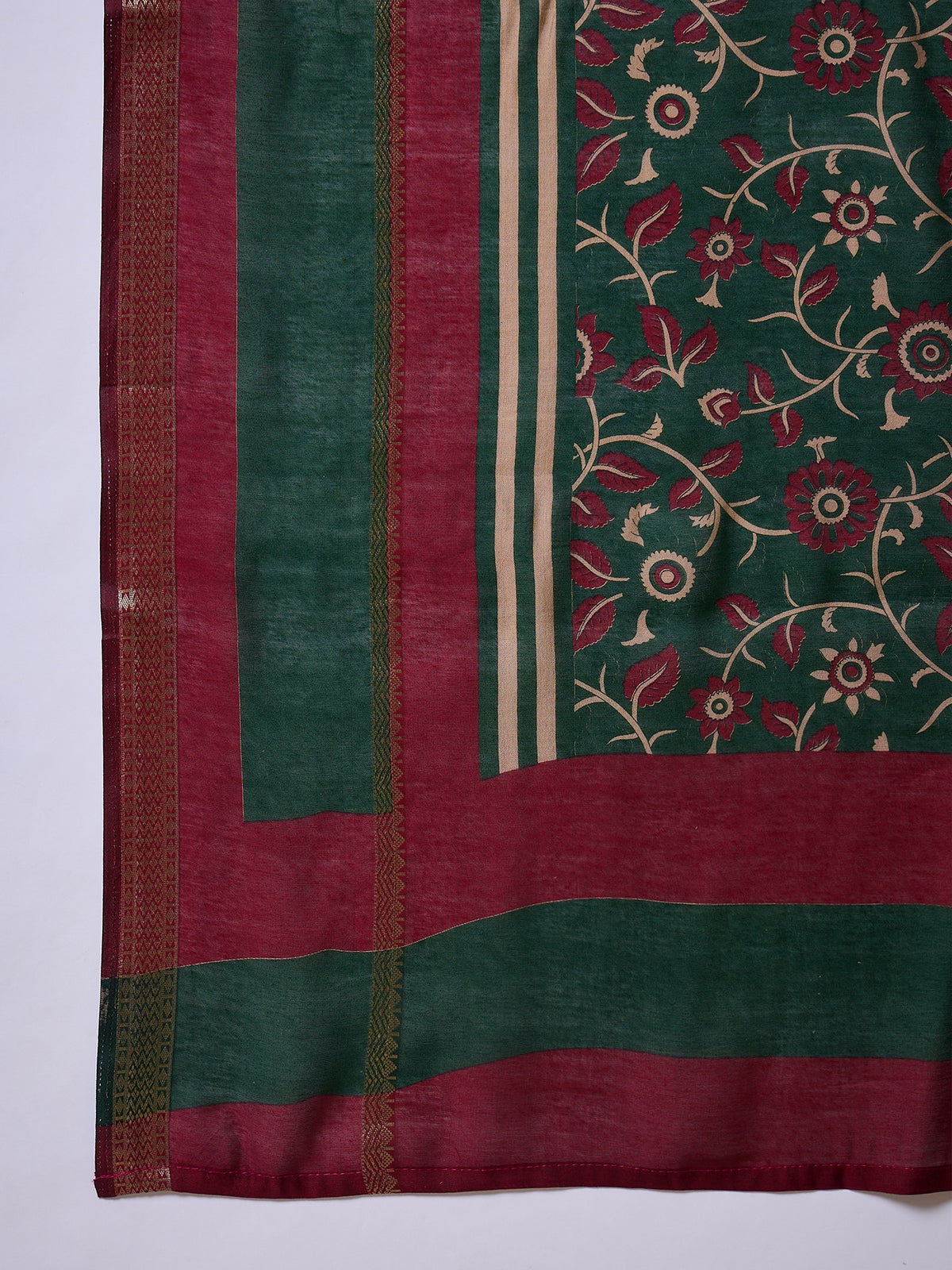 Elegant Party Wear Silk Print Design Fancy Saree With Unstitched Blouse Piece