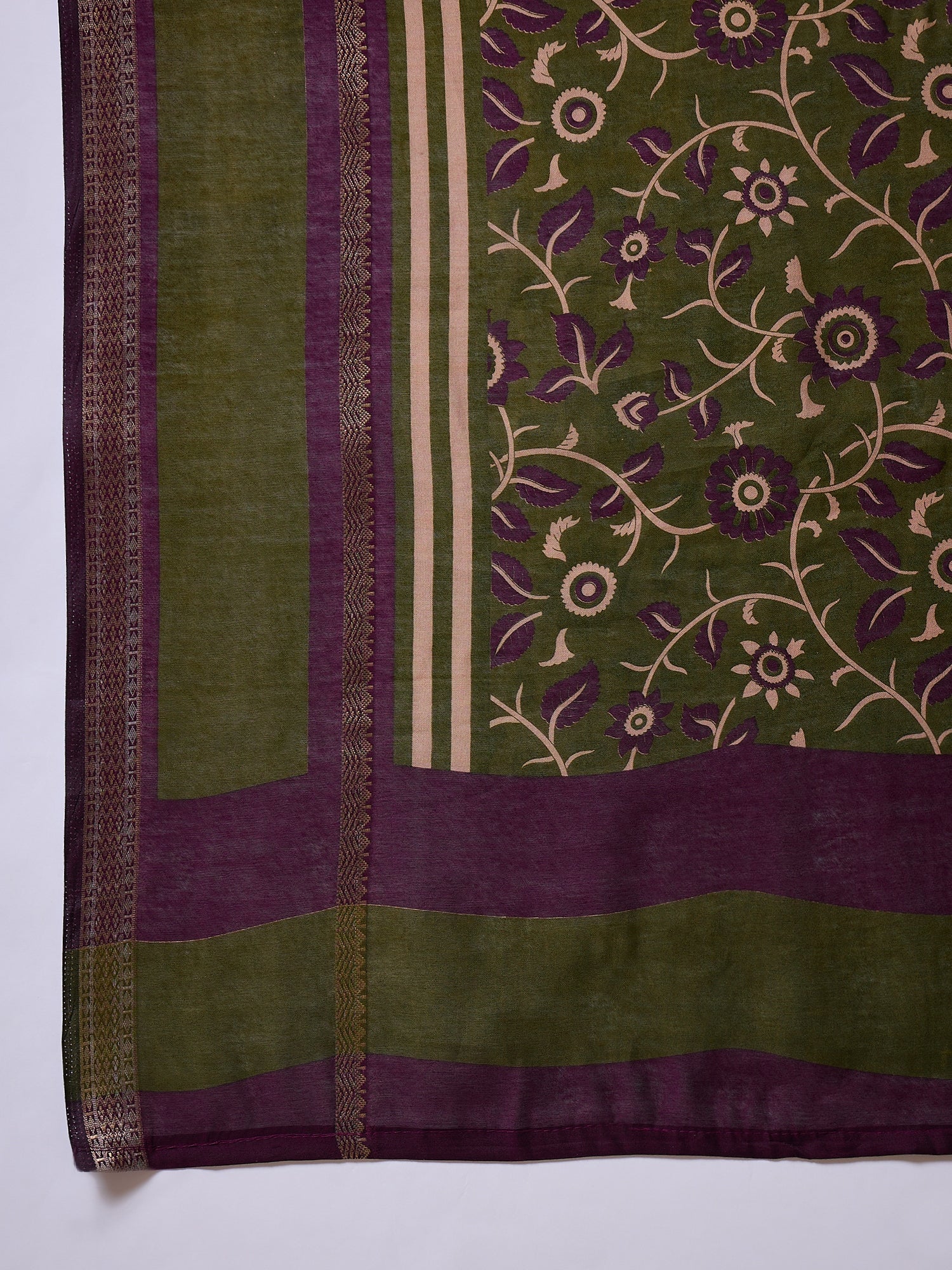 Elegant Party Wear Silk Print Design Fancy Saree With Unstitched Blouse Piece
